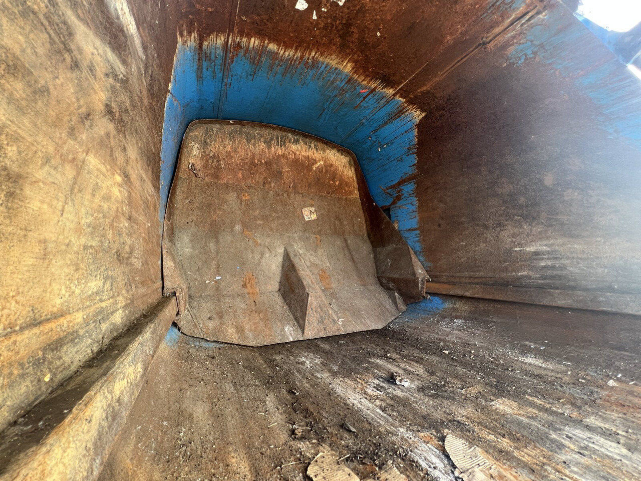 Mercedes-Benz Actros 2032 LA 4x4 Actros 2032 LA 4x4, Faun Variopress 310 ca. 10m³, Zöller Schüttung - Caminhão de lixo: foto 5 Mercedes-Benz Actros 2032 LA 4x4 Actros 2032 LA 4x4, Faun Variopress 310 ca. 10m³, Zöller Schüttung - Caminhão de lixo: foto 5