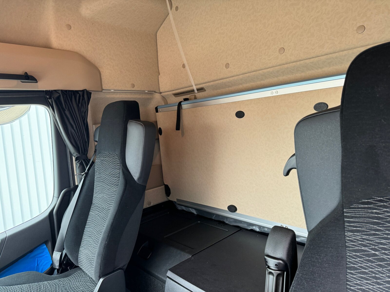 Caminhão polibenne nuevo Mercedes-Benz Actros 2545 L 6x2 Actros 2545 L 6x2, Lenk-/Liftachse, StreamSpace, MultimediaCockpit: foto 6