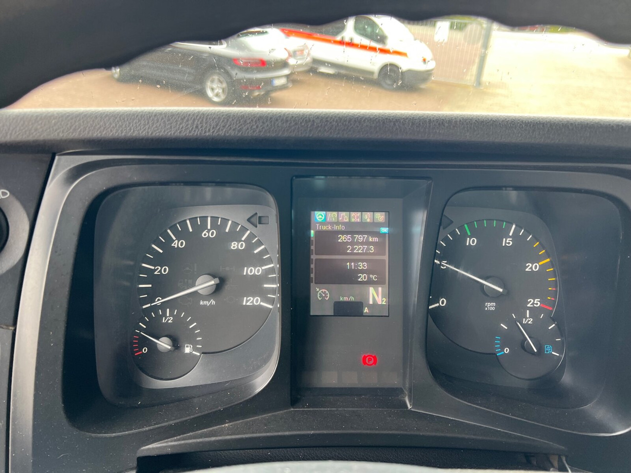 Mercedes-Benz Arocs 1840 K 4x2 Arocs 1840 K 4x2 - Caminhão basculante: foto 5 Mercedes-Benz Arocs 1840 K 4x2 Arocs 1840 K 4x2 - Caminhão basculante: foto 5