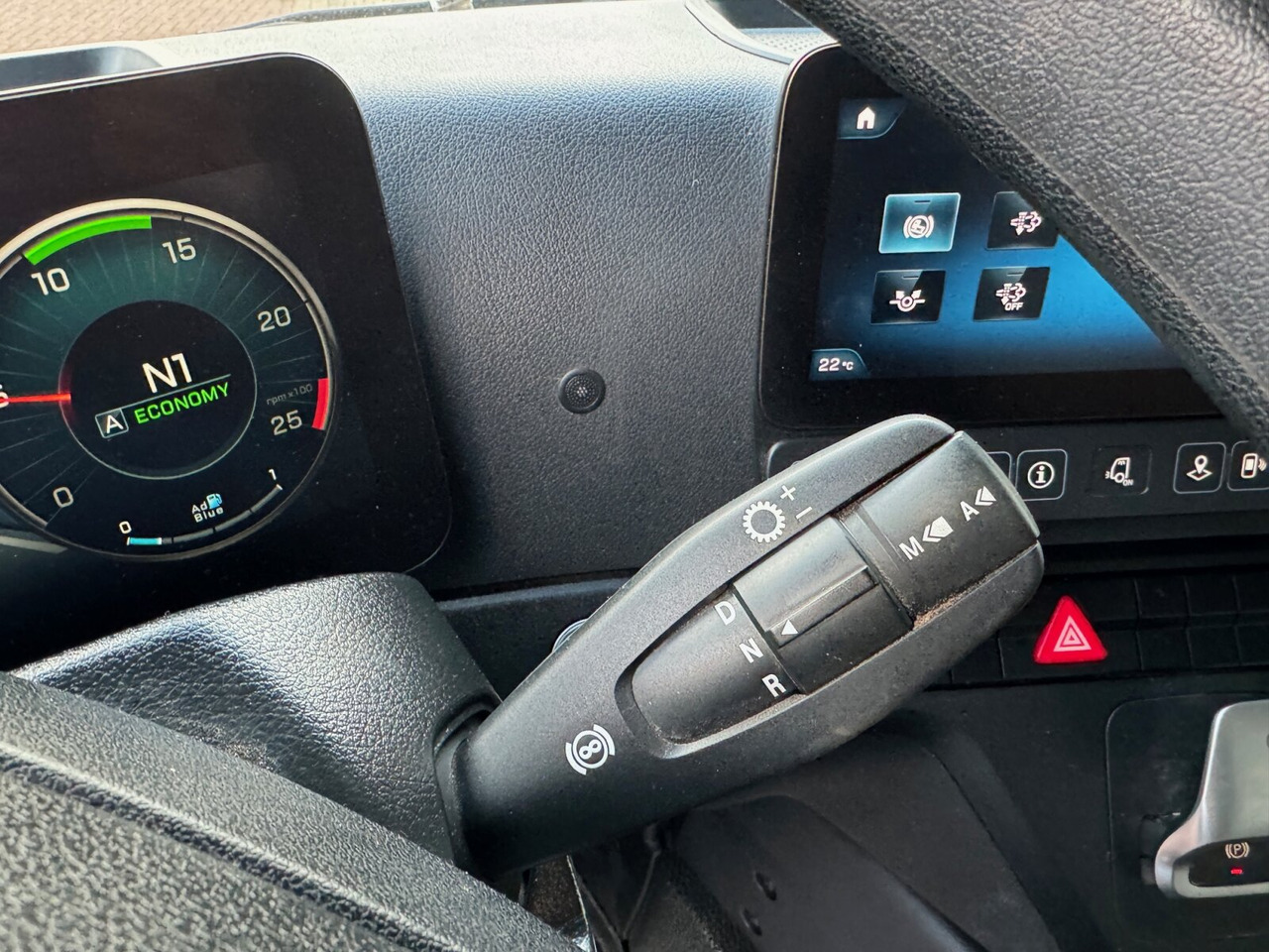 Mercedes-Benz Arocs 1840 L 4x2 Arocs 1840 L 4x2, MultimediaCockpit, Navi - Caminhão transporte de veículos: foto 4 Mercedes-Benz Arocs 1840 L 4x2 Arocs 1840 L 4x2, MultimediaCockpit, Navi - Caminhão transporte de veículos: foto 4