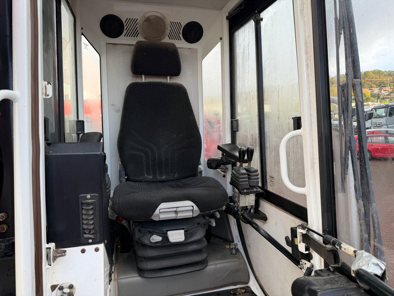 Mercedes-Benz Arocs 2648 6x4 Arocs 2648 6x4 mit Heckkran Epsilon M12Z83, Krankabine - Caminhão florestal, Caminhão grua: foto 3 Mercedes-Benz Arocs 2648 6x4 Arocs 2648 6x4 mit Heckkran Epsilon M12Z83, Krankabine - Caminhão florestal, Caminhão grua: foto 3