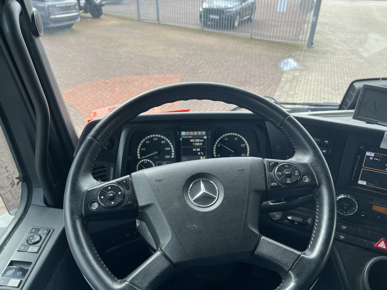 Dumper Mercedes-Benz Arocs 3253 K 8x4/4 Arocs 3253 K 8x4/4, Retarder, Stahlmulde ca. 15m³, hydr. Heckklappenöffnung: foto 7