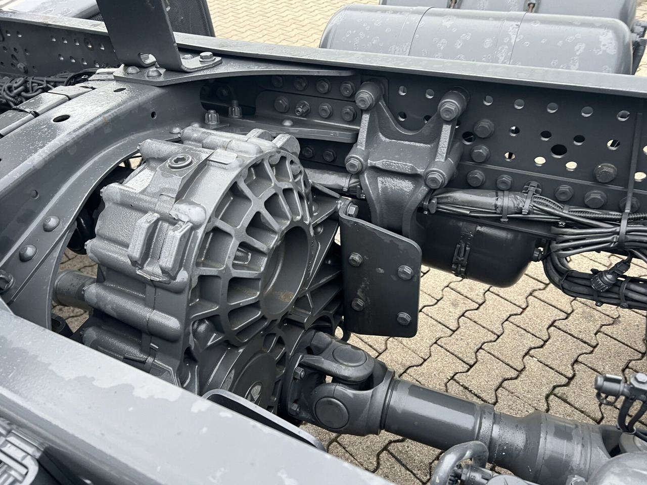 Mercedes-Benz Arocs 3340/46 A 6x6 Arocs 3340/46 A 6x6, Grounder - Caminhão basculante: foto 3 Mercedes-Benz Arocs 3340/46 A 6x6 Arocs 3340/46 A 6x6, Grounder - Caminhão basculante: foto 3