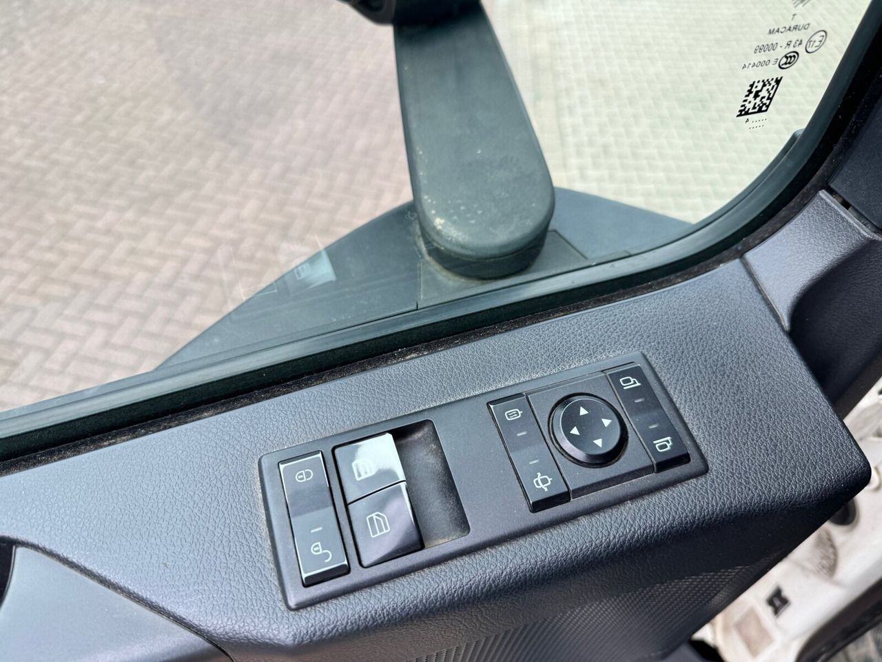 Mercedes-Benz Arocs 3351 AK 6x6 Arocs 3351 AK 6x6, Retarder, Navi, Grounder - Caminhão polibenne: foto 4 Mercedes-Benz Arocs 3351 AK 6x6 Arocs 3351 AK 6x6, Retarder, Navi, Grounder - Caminhão polibenne: foto 4