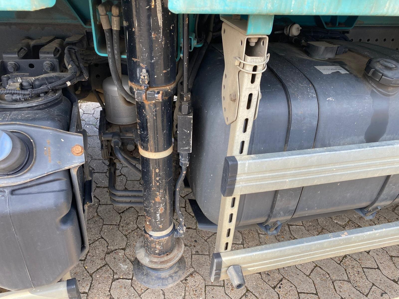 Mercedes-Benz Arocs 4151 K 8x4 Arocs 4151 K 8x4, Fassi Heckkran F 365 RA. 2.26 E Dynamic Funk - Caminhão grua, Camião de caixa aberta/ Plataforma: foto 5 Mercedes-Benz Arocs 4151 K 8x4 Arocs 4151 K 8x4, Fassi Heckkran F 365 RA. 2.26 E Dynamic Funk - Caminhão grua, Camião de caixa aberta/ Plataforma: foto 5