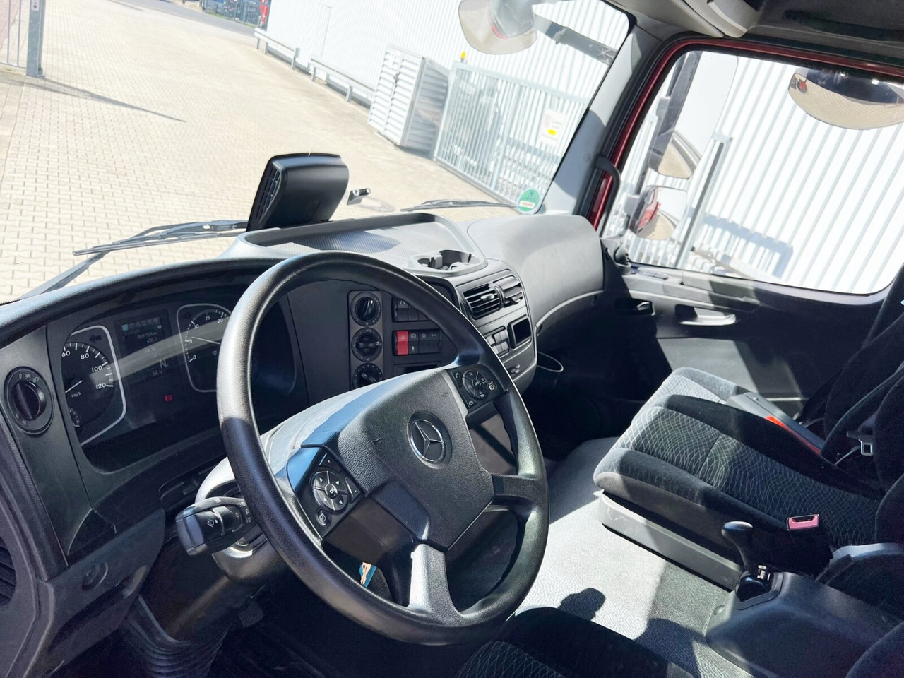 Mercedes-Benz Atego 1227 K 4x2 Atego 1227 K 4x2, Meiller Kipper - Caminhão basculante: foto 3 Mercedes-Benz Atego 1227 K 4x2 Atego 1227 K 4x2, Meiller Kipper - Caminhão basculante: foto 3
