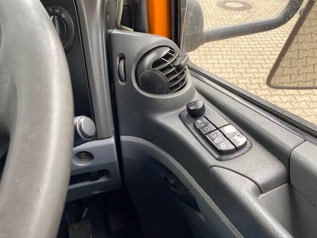 Varredora urbana Mercedes-Benz Atego 1524 L 4x2 Atego 1524 L 4x2 Kehrmaschine FAUN Viajet: foto 7