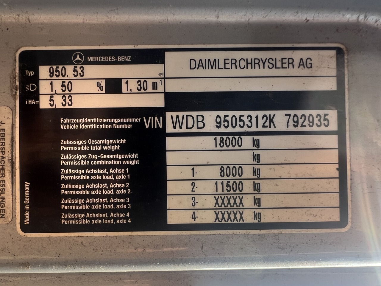 Mercedes-Benz Atego 1828 L 4x2 Atego 1828 L 4x2, Rechtslenker, Winterdienstaustattung - Caminhão chassi: foto 4 Mercedes-Benz Atego 1828 L 4x2 Atego 1828 L 4x2, Rechtslenker, Winterdienstaustattung - Caminhão chassi: foto 4