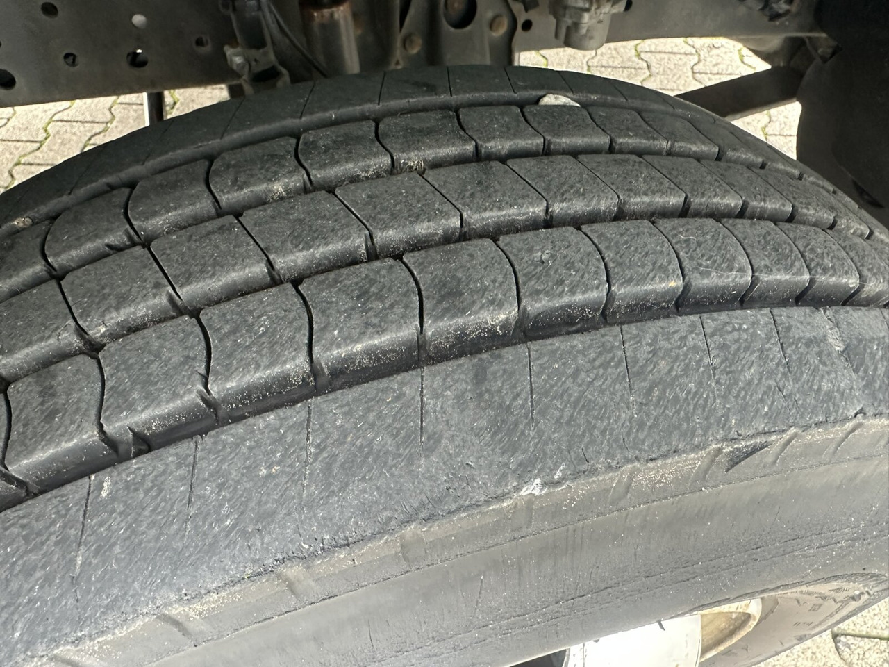 Mercedes-Benz Atego 815 K 4x2 Atego 815 K 4x2, 2x AHK - Caminhão basculante: foto 4 Mercedes-Benz Atego 815 K 4x2 Atego 815 K 4x2, 2x AHK - Caminhão basculante: foto 4