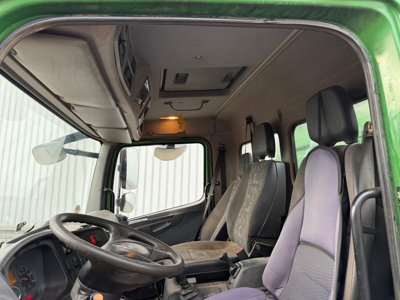 Mercedes-Benz Atego 818 K 4x2 Atego 818 K 4x2, 2x AHK - Caminhão basculante: foto 3 Mercedes-Benz Atego 818 K 4x2 Atego 818 K 4x2, 2x AHK - Caminhão basculante: foto 3