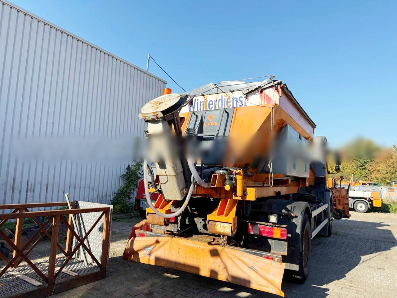 Mercedes-Benz Axor 1824 L 4x2 Axor 1824 L 4x2, Motorabtrieb, Winterdienstausstattung - Caminhão polibenne: foto 3 Mercedes-Benz Axor 1824 L 4x2 Axor 1824 L 4x2, Motorabtrieb, Winterdienstausstattung - Caminhão polibenne: foto 3