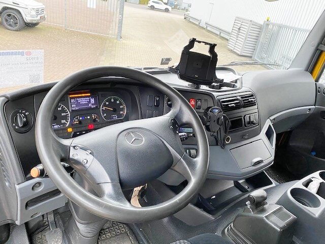 Mercedes-Benz Axor 1833 L 4x2 Axor 1833 L 4x2 mit Heckkran Hiab XS 133 K-2 - Caminhão grua, Camião de caixa aberta/ Plataforma: foto 3 Mercedes-Benz Axor 1833 L 4x2 Axor 1833 L 4x2 mit Heckkran Hiab XS 133 K-2 - Caminhão grua, Camião de caixa aberta/ Plataforma: foto 3