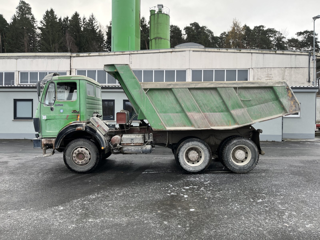 Mercedes-Benz NG 2628 K 6x4 NG 2628 K 6x4, V8, MEILLER Stahlmulde ca. 10³ - Dumper: foto 1 Mercedes-Benz NG 2628 K 6x4 NG 2628 K 6x4, V8, MEILLER Stahlmulde ca. 10³ - Dumper: foto 1