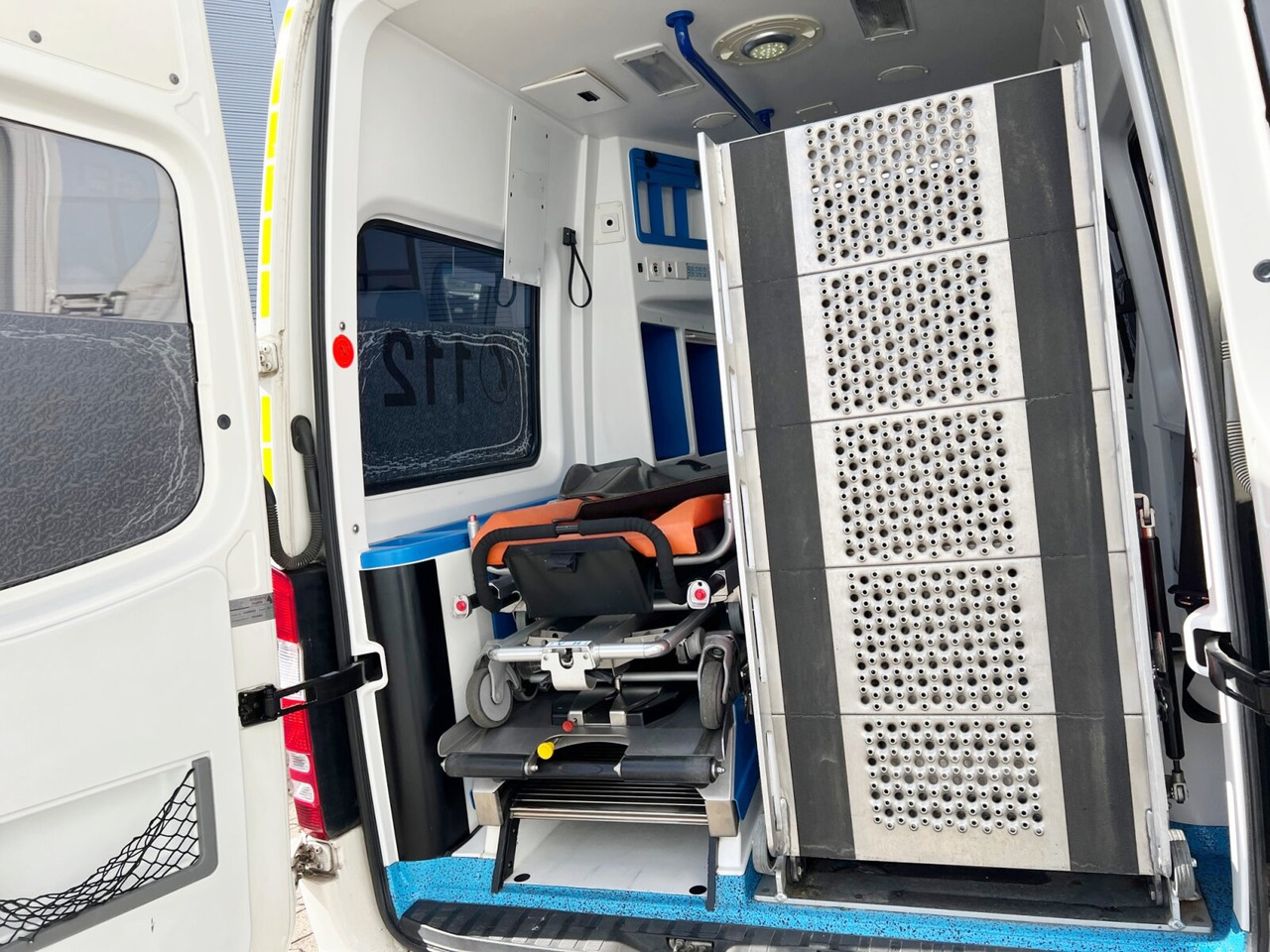 Ambulância Mercedes-Benz Sprinter 313 CDI 4x2 Sprinter 313 CDI 4x2, EEV, Krankenwagen: foto 15