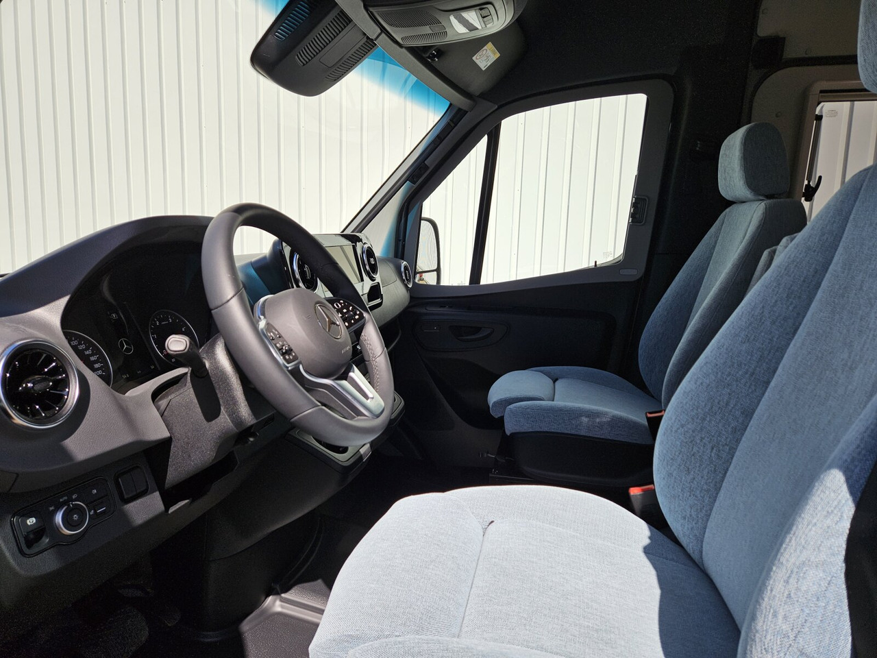 Mercedes-Benz Sprinter 419 4x4 Wohnmobil Sprinter 419 4x4 Wohnmobil - Furgão: foto 3 Mercedes-Benz Sprinter 419 4x4 Wohnmobil Sprinter 419 4x4 Wohnmobil - Furgão: foto 3