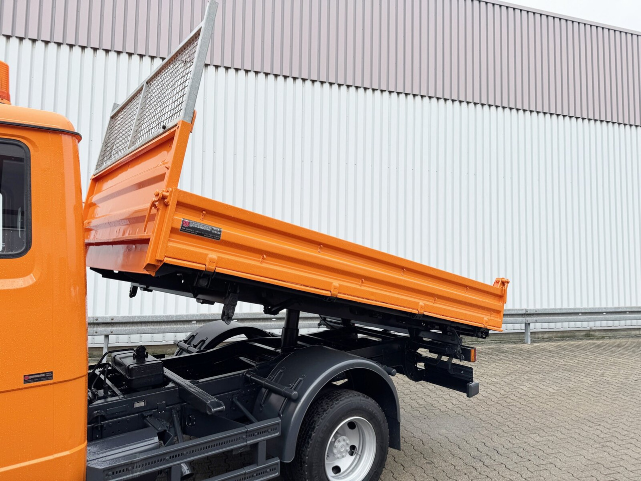 Locação de Mercedes-Benz Vario 816 D 4x2 Doka Vario 816 D 4x2 Doka, 2x AHK, Meiller Kipper, Ex-Stadtverwaltung Mercedes-Benz Vario 816 D 4x2 Doka Vario 816 D 4x2 Doka, 2x AHK, Meiller Kipper, Ex-Stadtverwaltung: foto 13