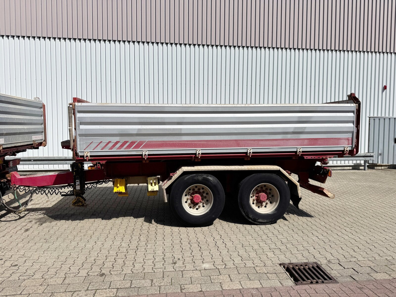 Schwarzmüller TKA-E 18 TKA-E 18, Alu-Bordwände ca. 11m³ - Reboque: foto 5 Schwarzmüller TKA-E 18 TKA-E 18, Alu-Bordwände ca. 11m³ - Reboque: foto 5