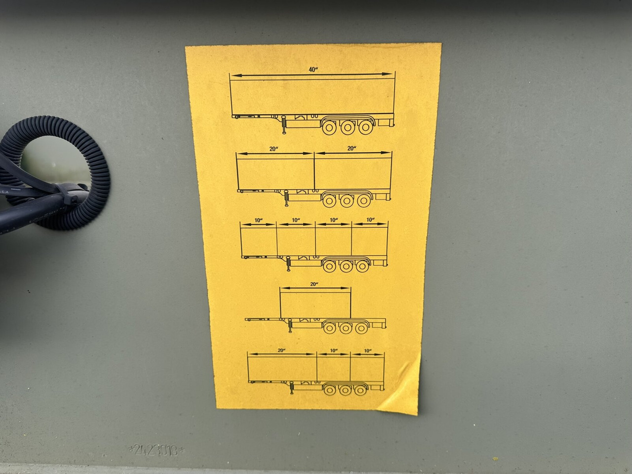 Schmitz Cargobull SCF 24 Containerchassis SCF 24 Containerchassis, Nachlauflenkachse, 2x20/20/30/40ft, Ex-! - Semireboque: foto 5 Schmitz Cargobull SCF 24 Containerchassis SCF 24 Containerchassis, Nachlauflenkachse, 2x20/20/30/40ft, Ex-! - Semireboque: foto 5