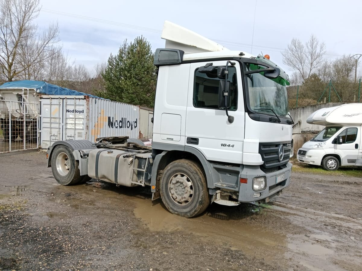 Mercedes-Benz Actros 1844 4x2 - Tractor: foto 5 Mercedes-Benz Actros 1844 4x2 - Tractor: foto 5