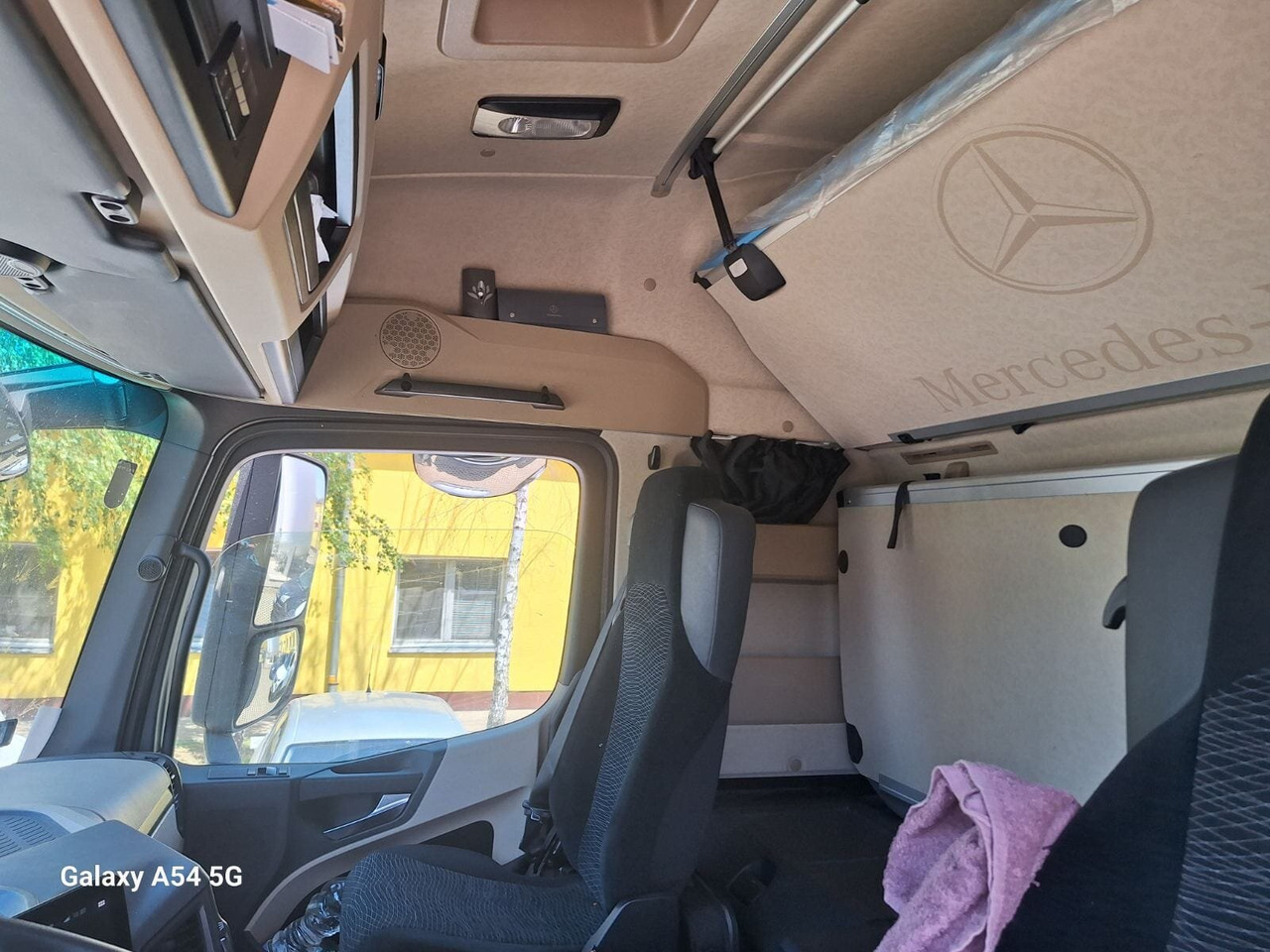 Mercedes-Benz Actros 1846 LS 4x2 Actros 1846 LS 4x2 MultimediaCockpit, StreamSpace, ADR - Tractor: foto 5 Mercedes-Benz Actros 1846 LS 4x2 Actros 1846 LS 4x2 MultimediaCockpit, StreamSpace, ADR - Tractor: foto 5