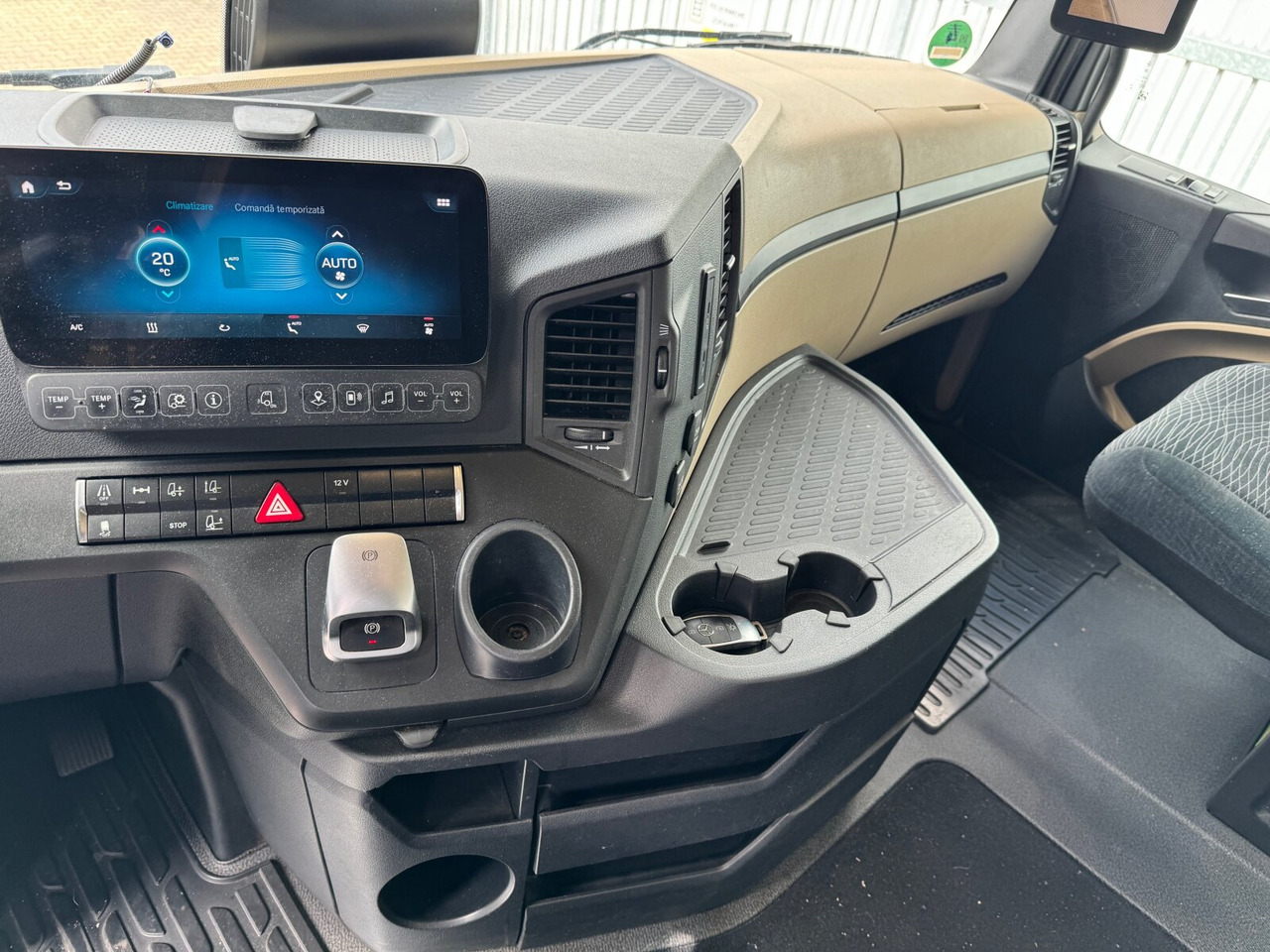 Mercedes-Benz Actros 1848 LS 4x2 Actros 1848 LS 4x2, Vollumer ,Retarder - Tractor: foto 3 Mercedes-Benz Actros 1848 LS 4x2 Actros 1848 LS 4x2, Vollumer ,Retarder - Tractor: foto 3