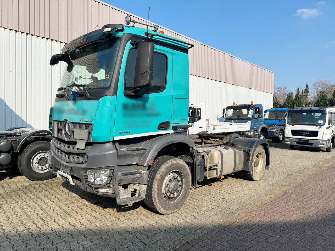 Mercedes-Benz Arocs 1842 LS 4x4 HAD Arocs 1842 LS 4x4 HAD, HydroDrive, Kipphydraulik - Tractor: foto 1 Mercedes-Benz Arocs 1842 LS 4x4 HAD Arocs 1842 LS 4x4 HAD, HydroDrive, Kipphydraulik - Tractor: foto 1