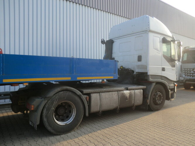 Stralis 440S43T/P 4x2 Stralis 440S43T/P 4x2, ONLY FOR SPAREPARTS!!! - Tractor: foto 3 Stralis 440S43T/P 4x2 Stralis 440S43T/P 4x2, ONLY FOR SPAREPARTS!!! - Tractor: foto 3