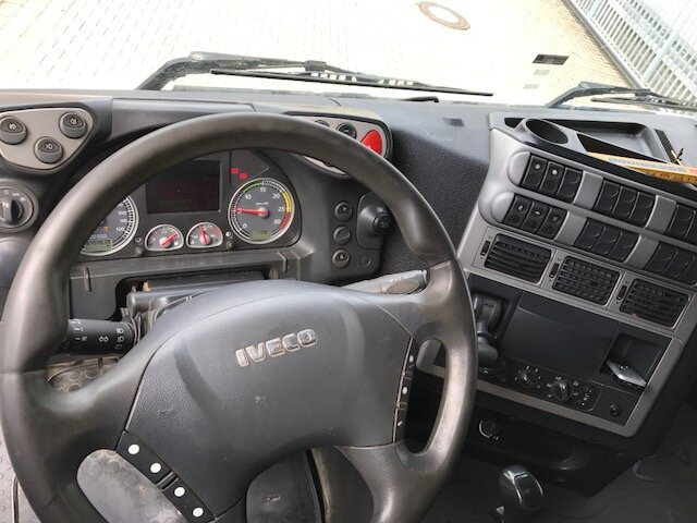 Stralis AS440S45 T/P 4x2 ONLY FOR SPAREPARTS!!! Stralis AS440S45 T/P 4x2 ActiveSpace - Tractor: foto 2 Stralis AS440S45 T/P 4x2 ONLY FOR SPAREPARTS!!! Stralis AS440S45 T/P 4x2 ActiveSpace - Tractor: foto 2