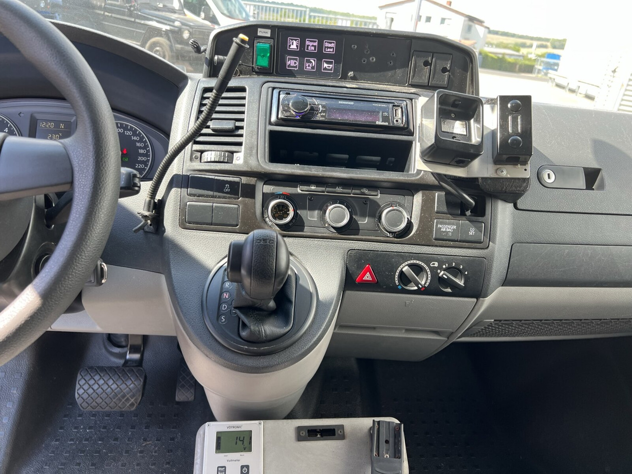 Ambulância Volkswagen T5 2.0 TDI 4x2 T5 2.0 TDI 4x2, Krankenwagen: foto 6