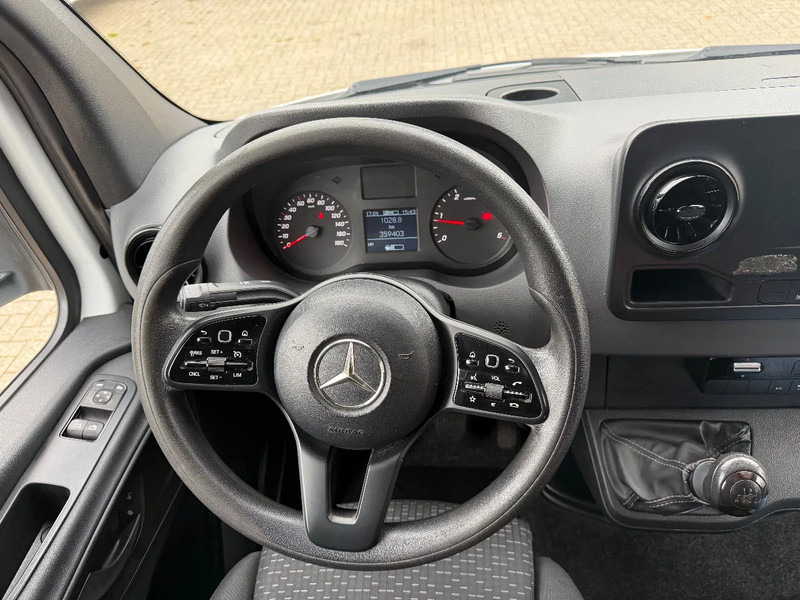 Carrinha de contentor Mercedes-Benz Sprinter 316 CDI 2.2 + AIRCO + NL VAN: foto 9 Carrinha de contentor Mercedes-Benz Sprinter 316 CDI 2.2 + AIRCO + NL VAN: foto 9