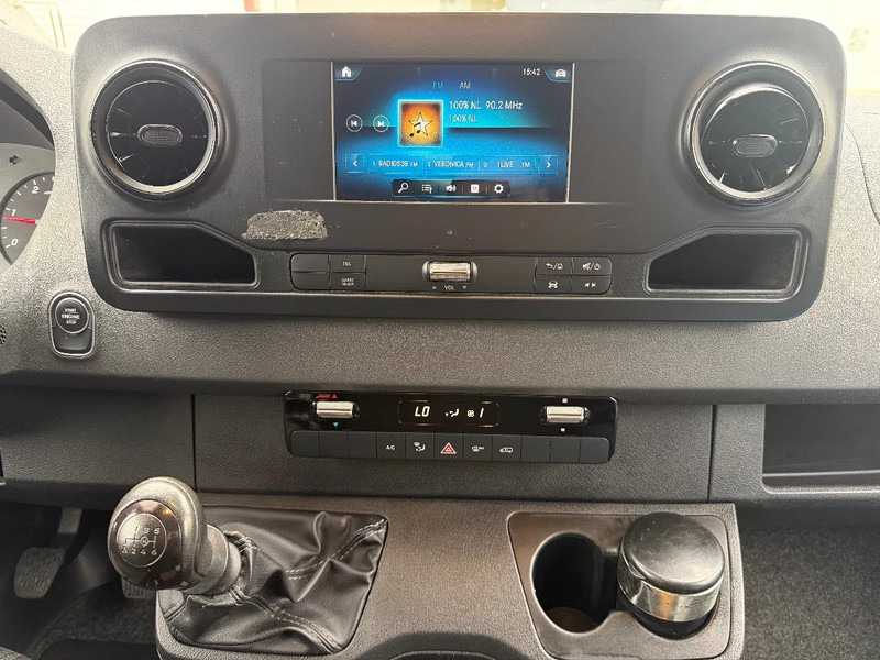 Carrinha de contentor Mercedes-Benz Sprinter 316 CDI 2.2 + AIRCO + NL VAN: foto 10 Carrinha de contentor Mercedes-Benz Sprinter 316 CDI 2.2 + AIRCO + NL VAN: foto 10