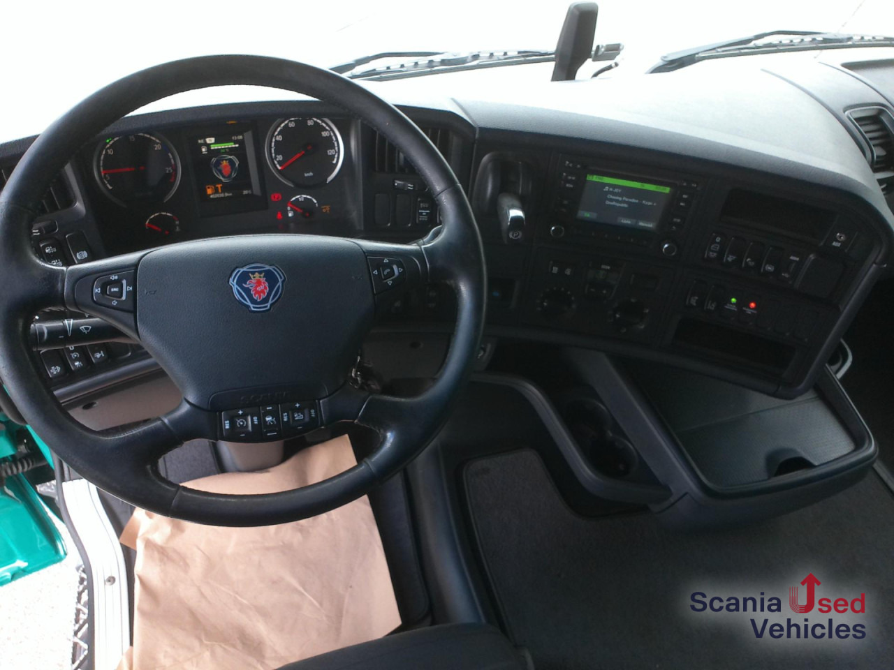 SCANIA R450LB6x2*4MNB LBW 2,0t NUR 462 TKM! HU neu! - Caminhão com lona: foto 2 SCANIA R450LB6x2*4MNB LBW 2,0t NUR 462 TKM! HU neu! - Caminhão com lona: foto 2
