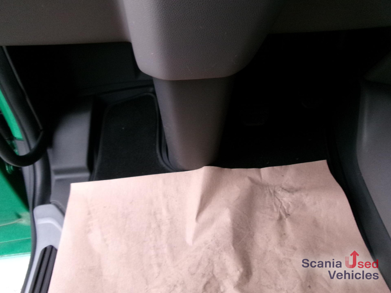 SCANIA R 450 A4x2EB 2 Tanks Standklima TOP!!! - Tractor: foto 2 SCANIA R 450 A4x2EB 2 Tanks Standklima TOP!!! - Tractor: foto 2