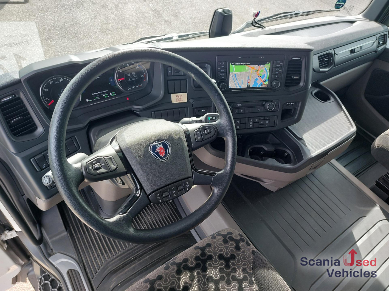 SCANIA R 460 A4x2NA SUPER, 2 Kreis Hydraulik - Tractor: foto 2 SCANIA R 460 A4x2NA SUPER, 2 Kreis Hydraulik - Tractor: foto 2