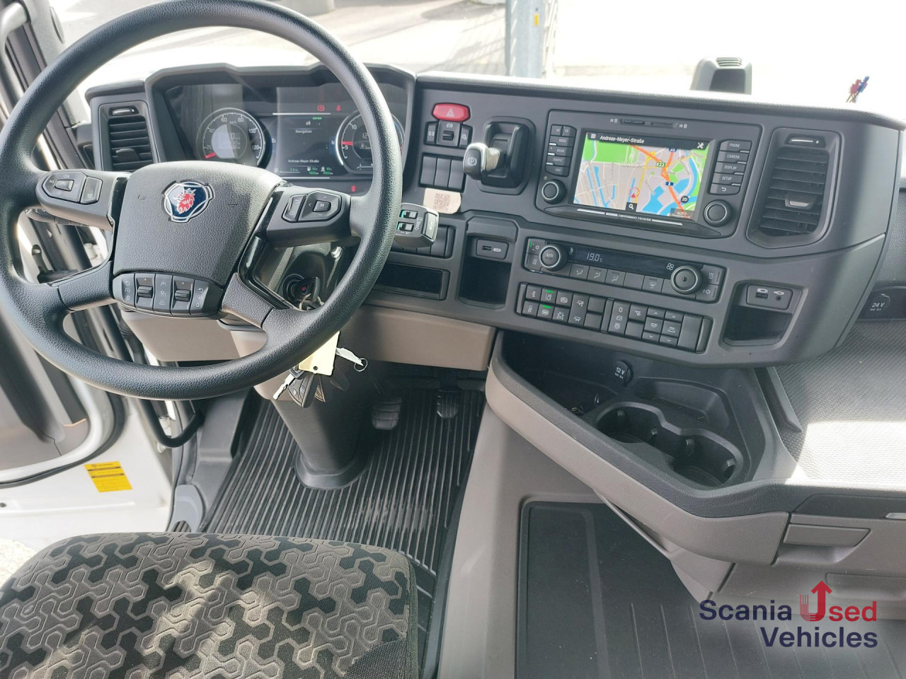 SCANIA R 460 A4x2NA SUPER, 2 Kreis Hydraulik - Tractor: foto 3 SCANIA R 460 A4x2NA SUPER, 2 Kreis Hydraulik - Tractor: foto 3