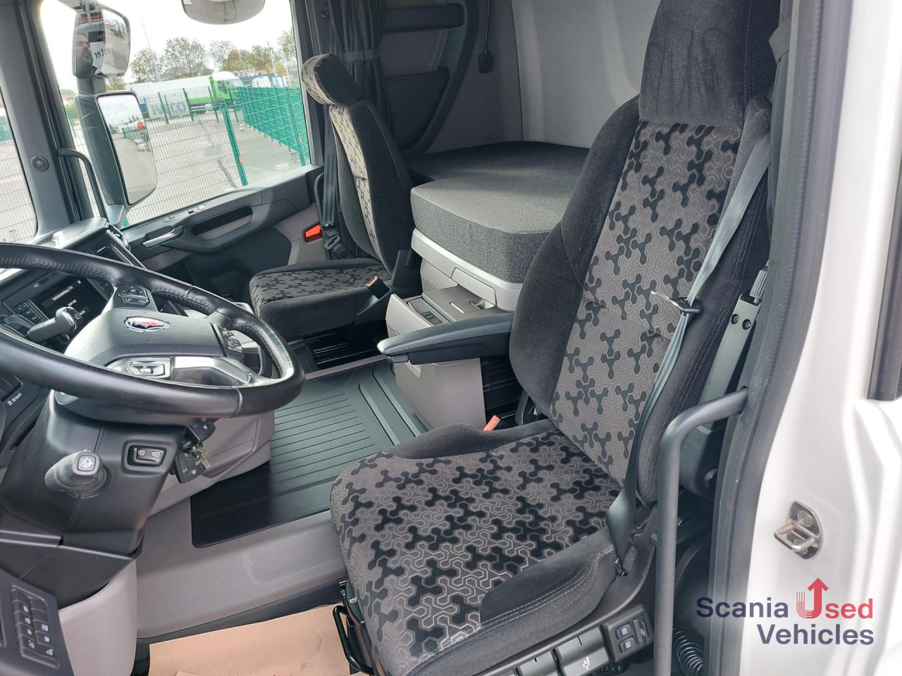 SCANIA R 460 A4x2NA, SUPER, NAVI, Standklima - Tractor: foto 4 SCANIA R 460 A4x2NA, SUPER, NAVI, Standklima - Tractor: foto 4