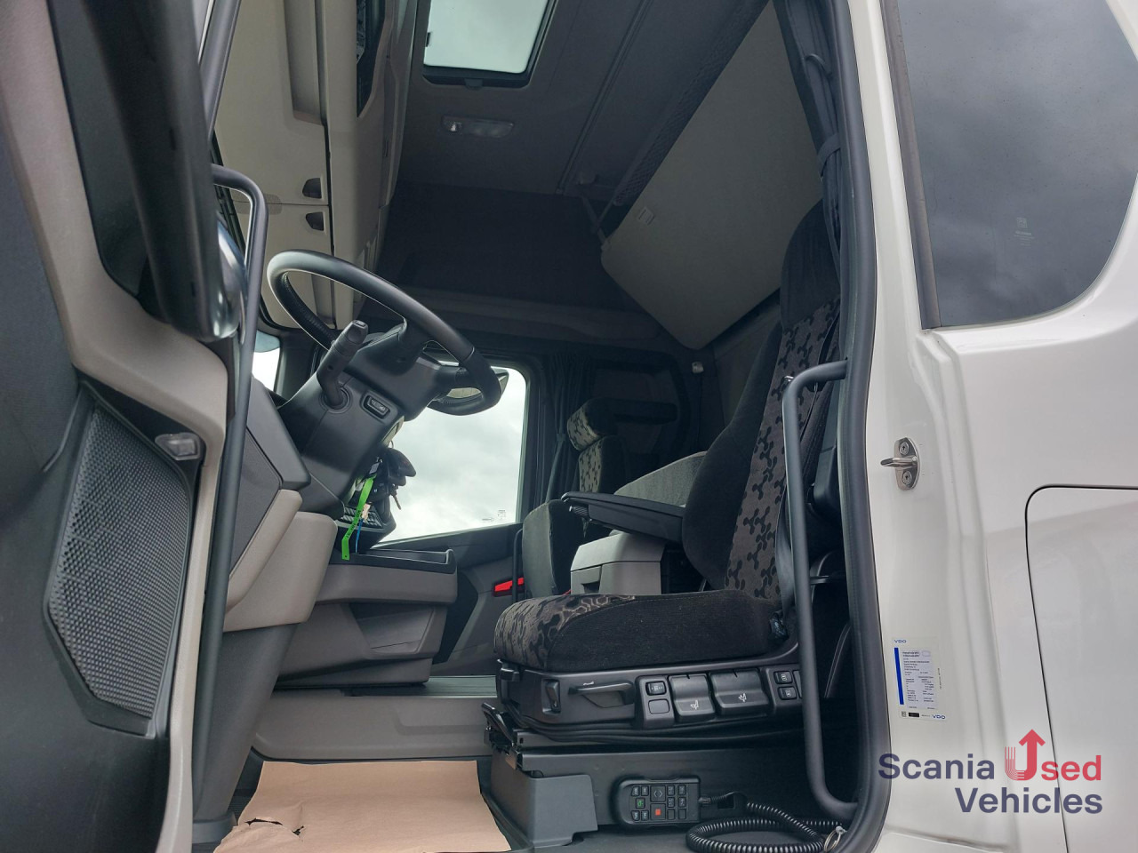 Tractor SCANIA R 460 A4x2NA, SUPER, Navi, Standklima: foto 15