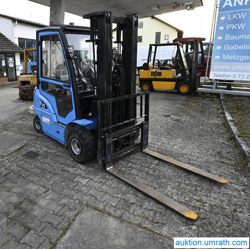 Hangcha Elektrostapler Gabelstapler Hangcha CPD 25 XD4 - S126 Lithium Ionen Akku Kabine Vollfreihub Triplexmast mit Seitenschieber - Empilhadeira elétrica: foto 2 Hangcha Elektrostapler Gabelstapler Hangcha CPD 25 XD4 - S126 Lithium Ionen Akku Kabine Vollfreihub Triplexmast mit Seitenschieber - Empilhadeira elétrica: foto 2