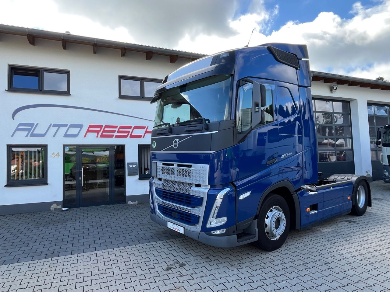 Volvo FH 460 I-SAVE ACC LED neues Modell - Tractor: foto 1 Volvo FH 460 I-SAVE ACC LED neues Modell - Tractor: foto 1
