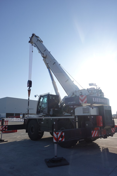 Liebherr LRT 1100-2.1 - Guindaste móvel: foto 2 Liebherr LRT 1100-2.1 - Guindaste móvel: foto 2