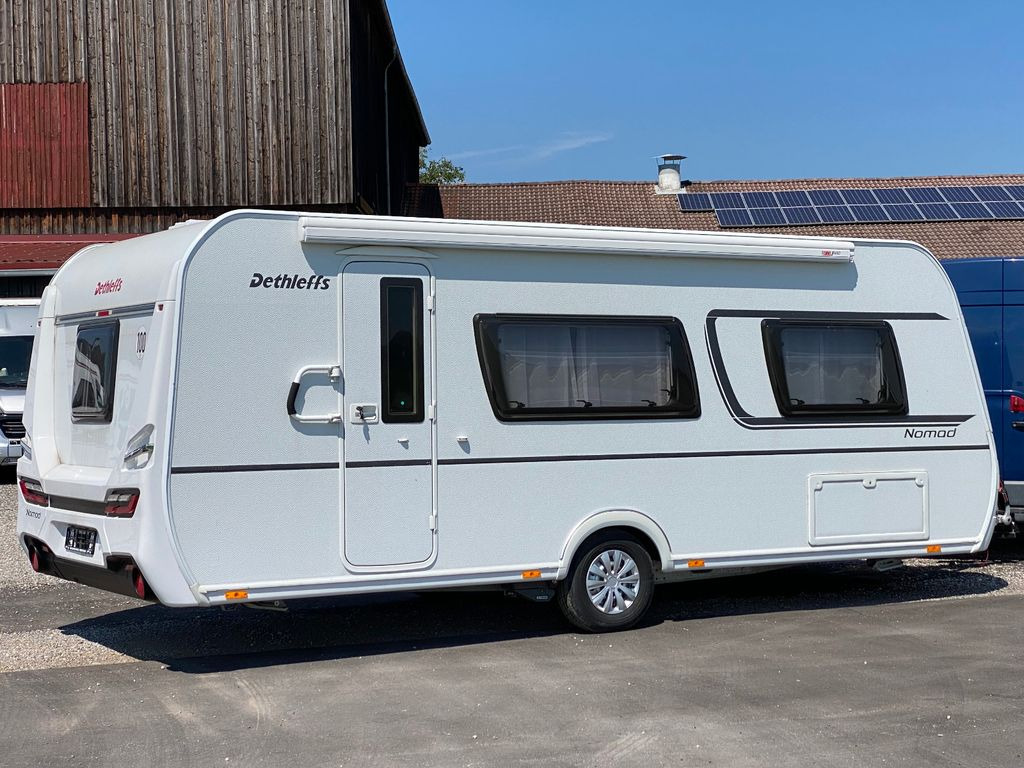 Dethleffs Nomad 520 ELT, Heckbad, SAT, Mover, Markise, ec - Caravana: foto 4 Dethleffs Nomad 520 ELT, Heckbad, SAT, Mover, Markise, ec - Caravana: foto 4