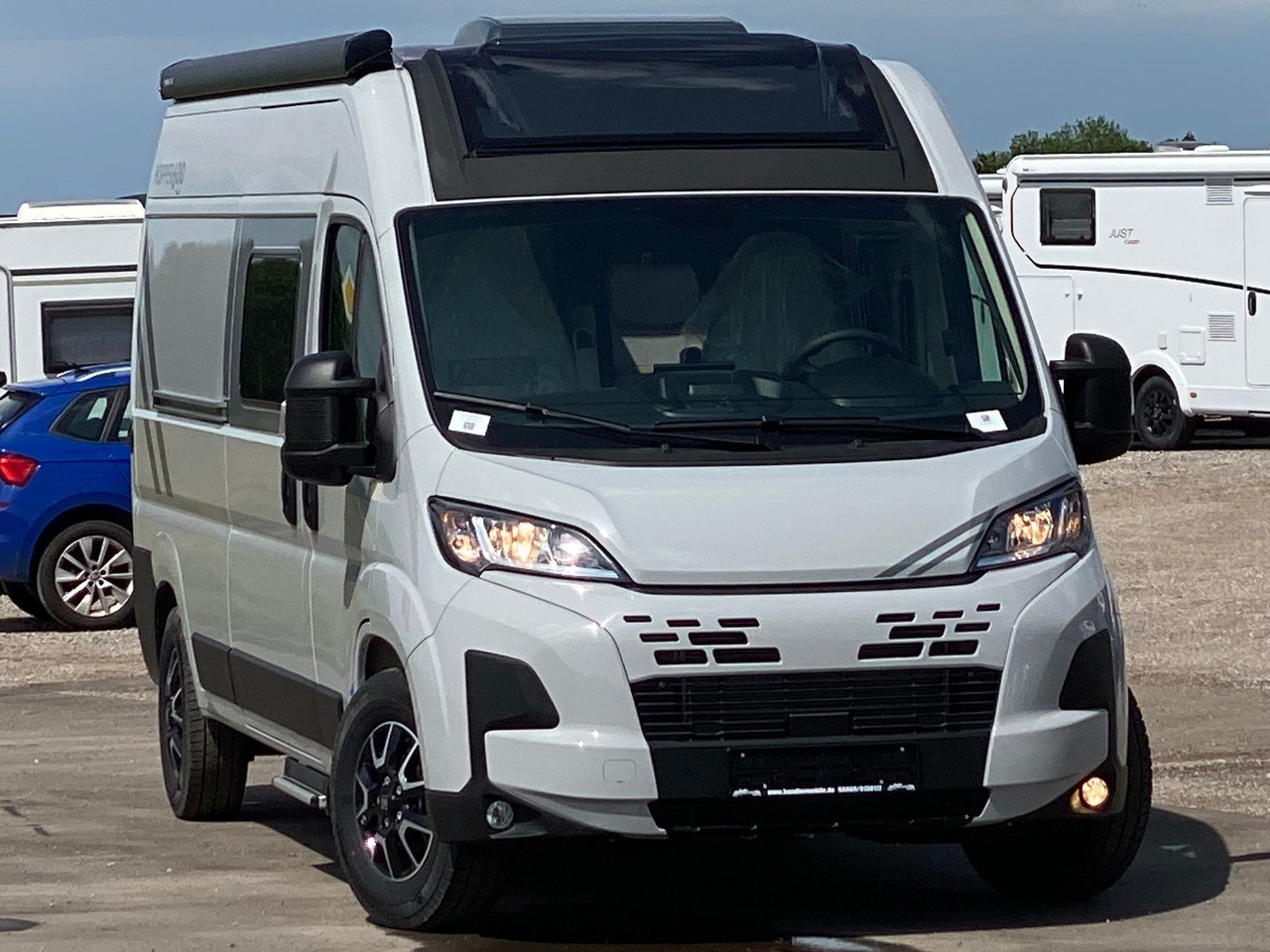 ROADfans Hopper 600 mit Automatik, Skyroof, Combi D - Campervan: foto 3 ROADfans Hopper 600 mit Automatik, Skyroof, Combi D - Campervan: foto 3