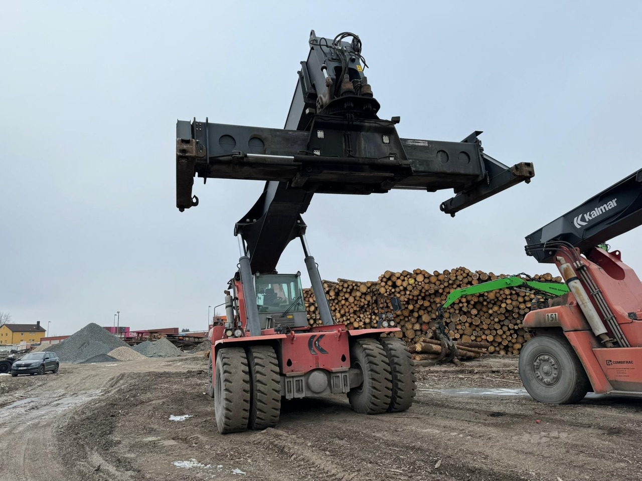 KALMAR DRF420-60S5 BJ: 2011 BStd: 23579h - Manipulador de contentor: foto 3 KALMAR DRF420-60S5 BJ: 2011 BStd: 23579h - Manipulador de contentor: foto 3