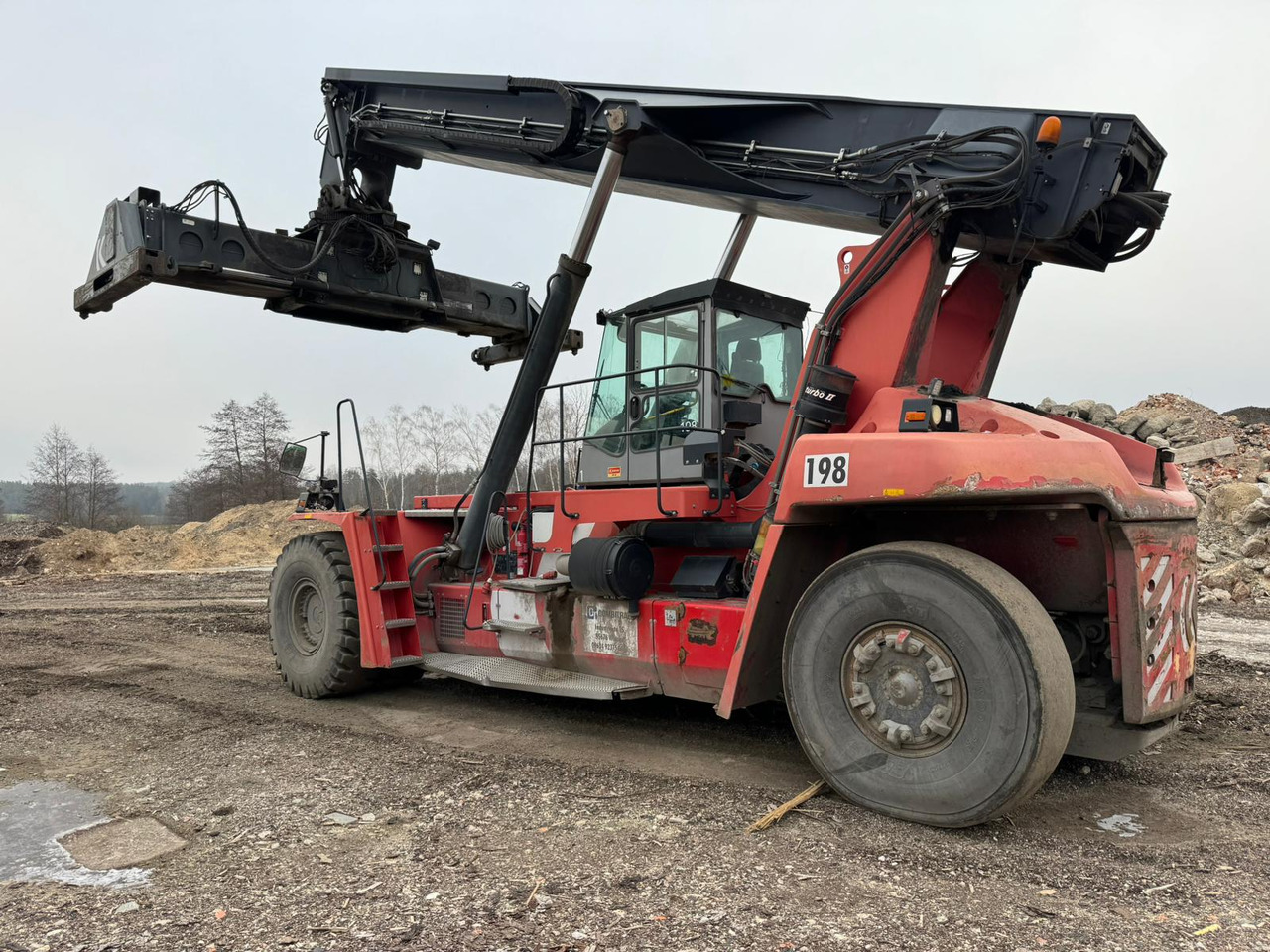 KALMAR DRF420-60S5 BJ: 2011 BStd: 23579h - Manipulador de contentor: foto 2 KALMAR DRF420-60S5 BJ: 2011 BStd: 23579h - Manipulador de contentor: foto 2