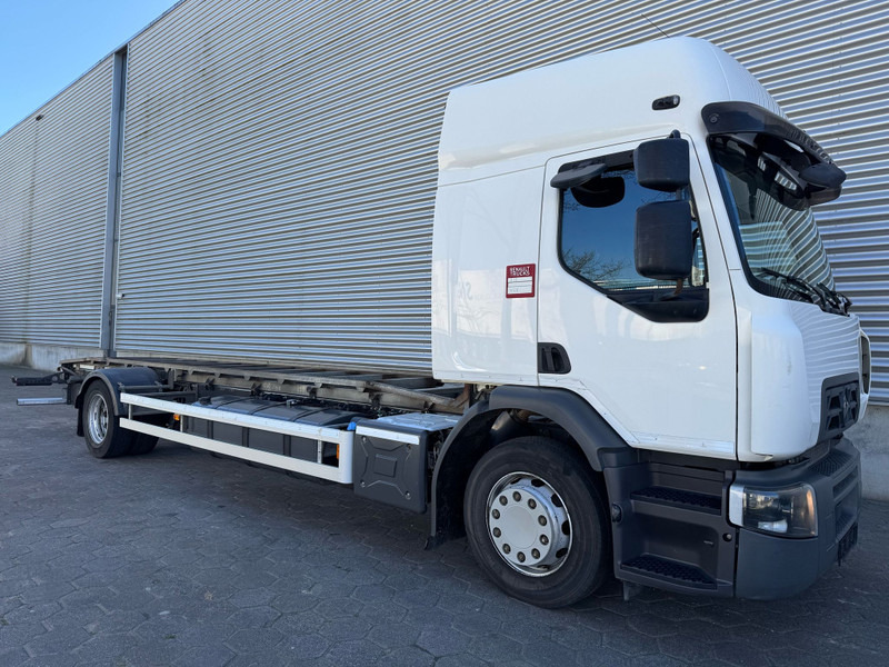 Renault D16 / BDF / Wide / 360.000..!! KM / 4 In Stock / TUV: 6-2025 / Belgium Truck - Caminhão transportador de contêineres/ Caixa móvel: foto 2 Renault D16 / BDF / Wide / 360.000..!! KM / 4 In Stock / TUV: 6-2025 / Belgium Truck - Caminhão transportador de contêineres/ Caixa móvel: foto 2