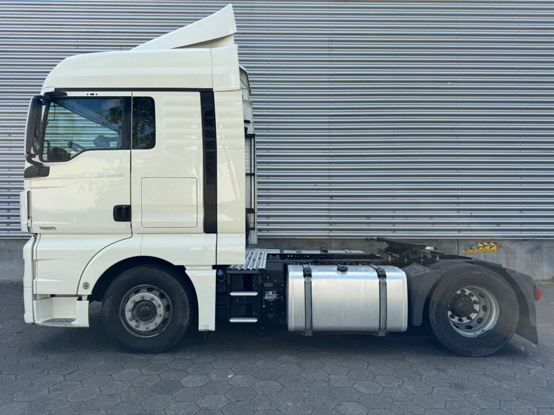 MAN TGX 18.500 XLX / Intarder / Roof Klima / 2 Tanks - Tractor: foto 5 MAN TGX 18.500 XLX / Intarder / Roof Klima / 2 Tanks - Tractor: foto 5