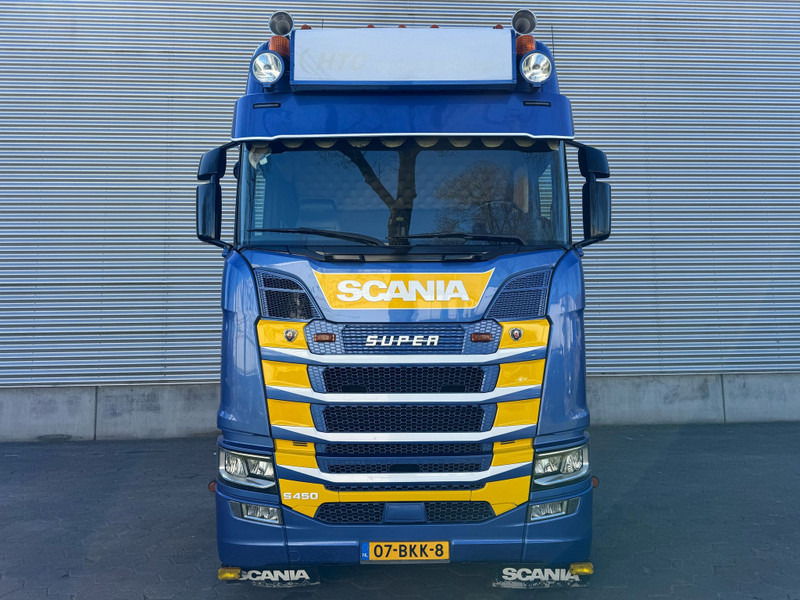 Scania S450 / 6X2 / Retarder / Full Option / TUV: 5-2025 / NL Truck - Tractor: foto 4 Scania S450 / 6X2 / Retarder / Full Option / TUV: 5-2025 / NL Truck - Tractor: foto 4