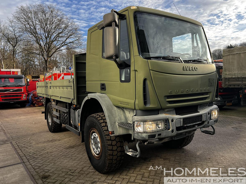 Iveco Eurocargo 140E24 4X4 - Caminhão: foto 4 Iveco Eurocargo 140E24 4X4 - Caminhão: foto 4