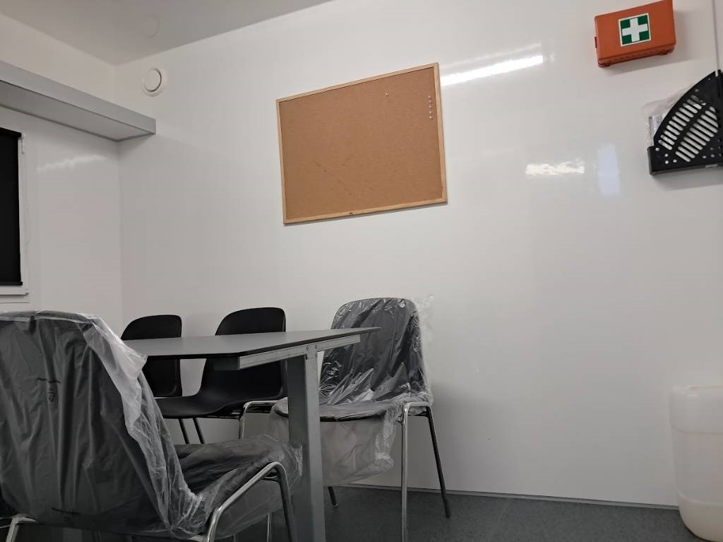 Alro Metal Taukotilavaunu 6 hlö - Contêiner marítimo: foto 3 Alro Metal Taukotilavaunu 6 hlö - Contêiner marítimo: foto 3