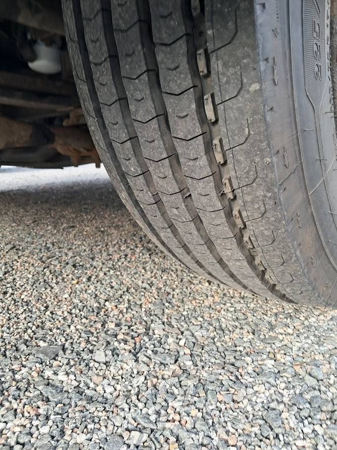 Iveco Eurocargo 100 E21 - Caminhão furgão: foto 5 Iveco Eurocargo 100 E21 - Caminhão furgão: foto 5